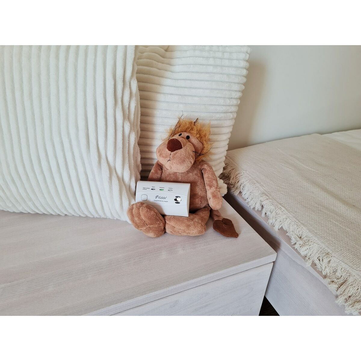 V4HB14EEAEF06D4912C0A3959ED57C9B336R6416043P2