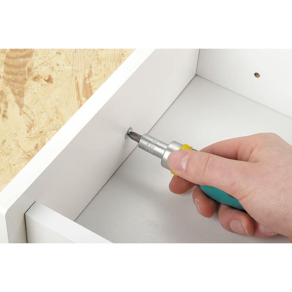 V10HDBC1A83BAD72D5E760E319E16F51C9DDR6898796P7