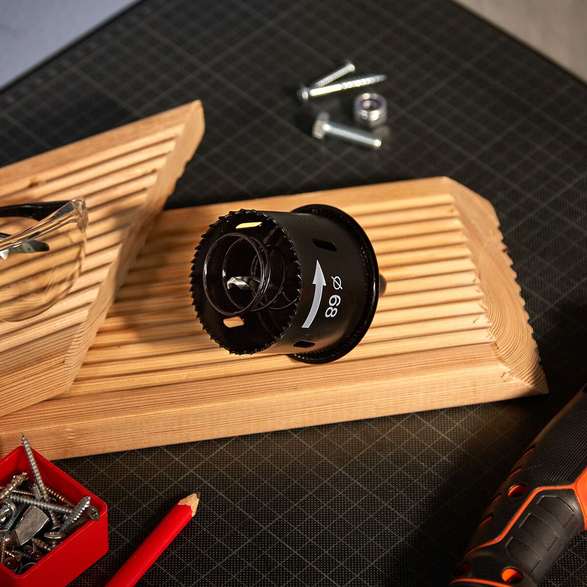 V6HEB3B06F38812D5D9AC3C05853CBA0CABR3635012P3