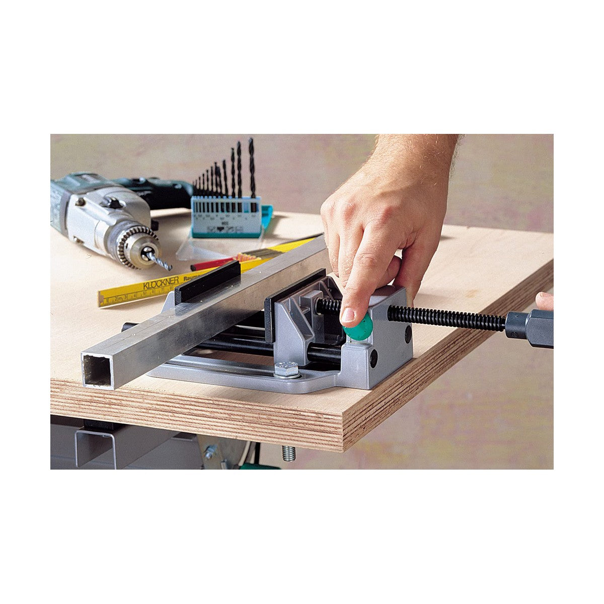 V9H27CC12E42C3E76E2E4FAE36EFAD65229R4066493P7