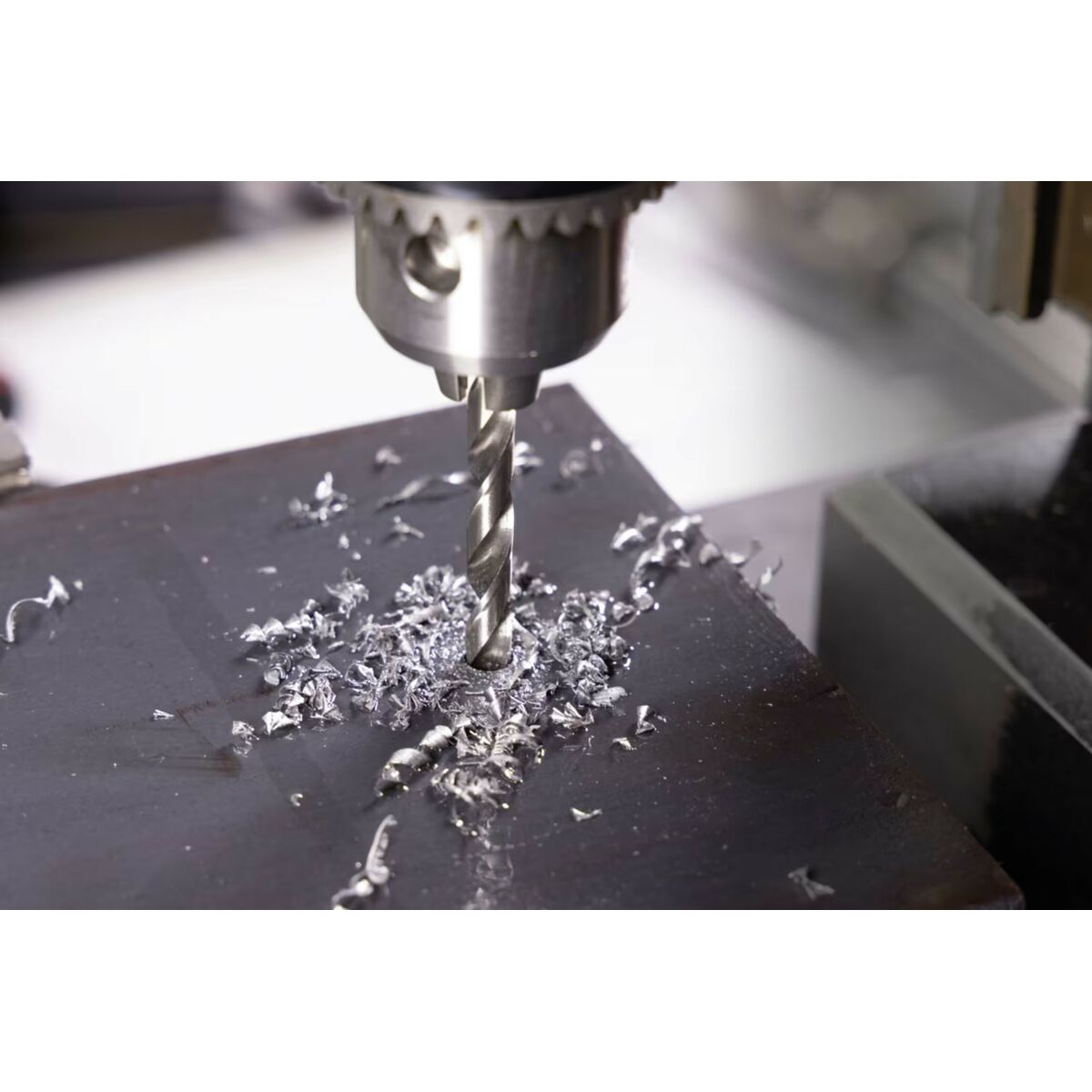 V2HEC1AF20B455991F28AACA0F0AA5C2E9FR7055585P4