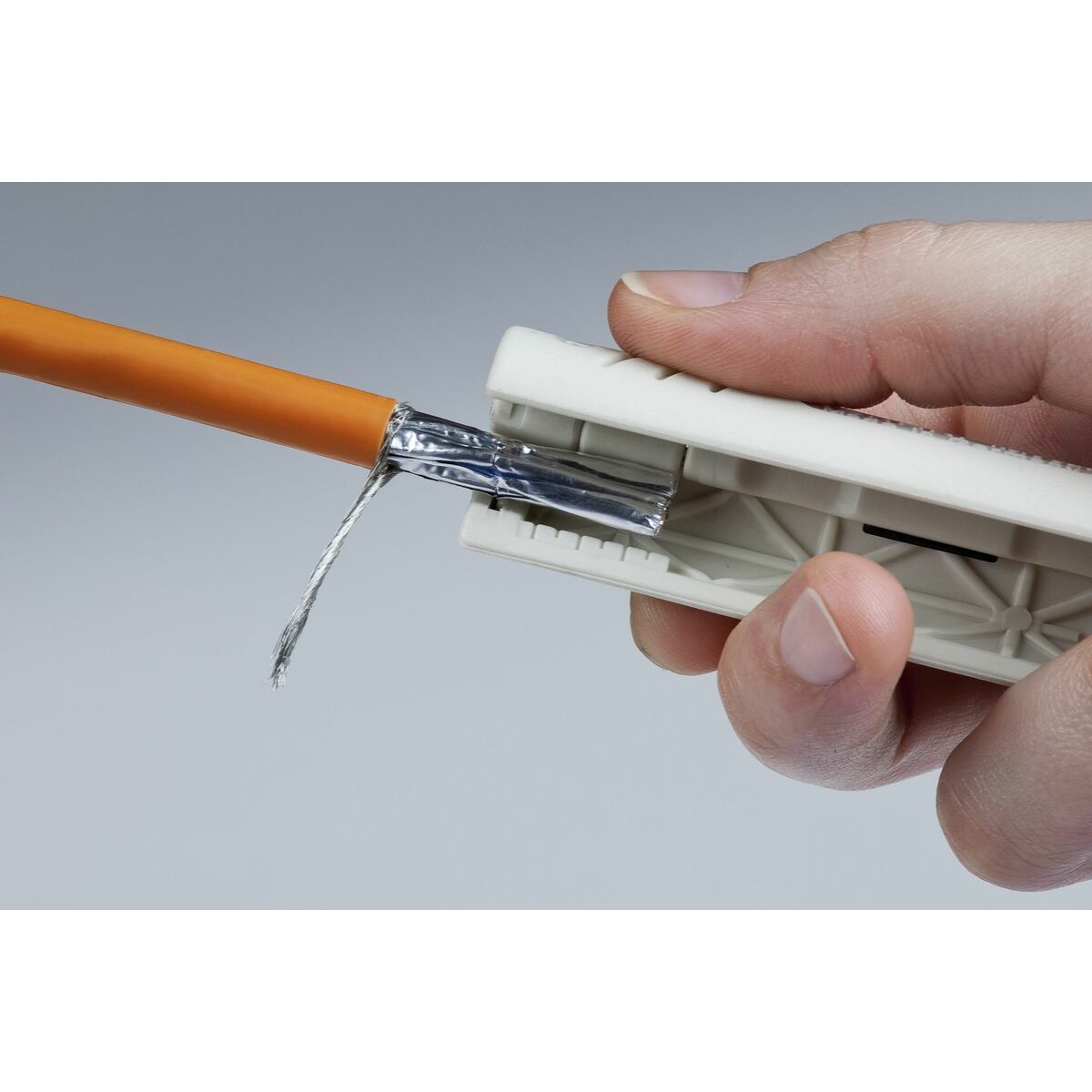 V3HBFD9C0A90C91145334F82CDD283A66C9R6629987P4