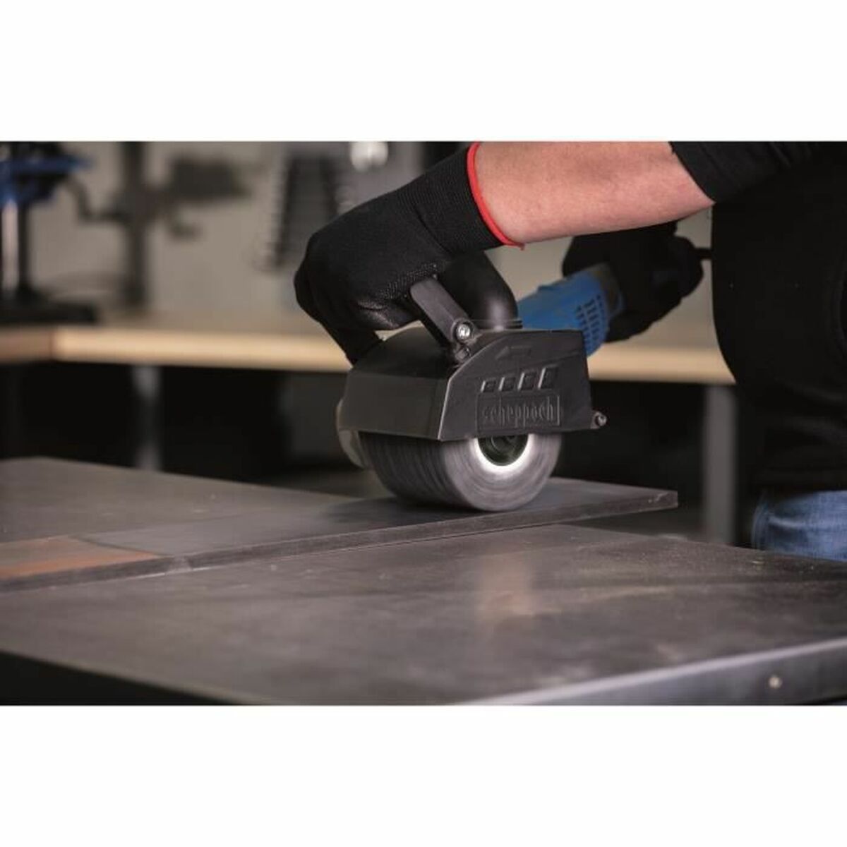 V2H937443C0059FC33B435EA8D19CA7ADF5R7269740P3