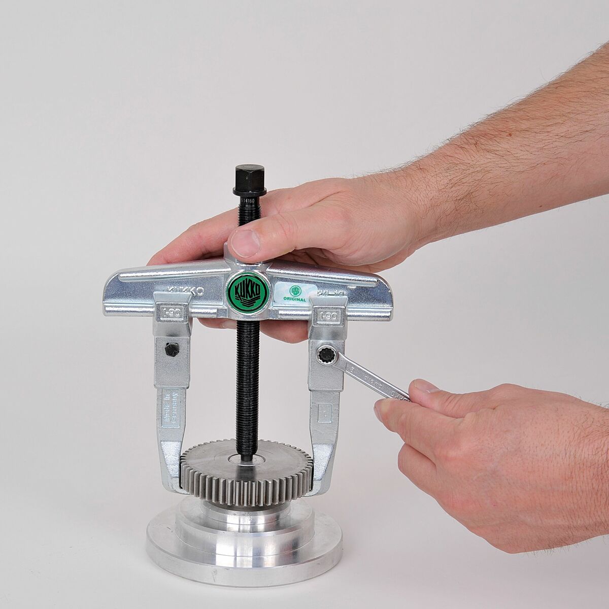 V2HB066CDE01C660AAE17DF8B7BBA728E22R7061620P6