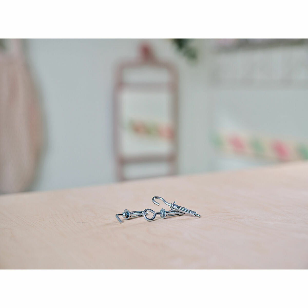 V4H760E7DF3DD034BC7F79273FCD7AE5F0AR4439594P4