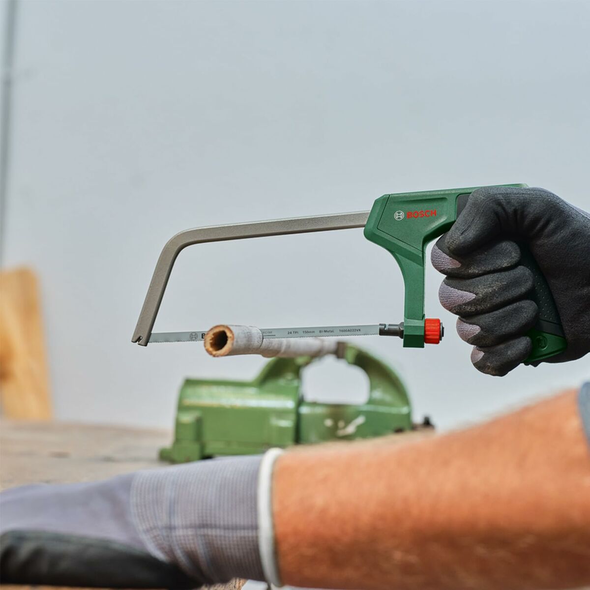 V3H1632858072ADC29E402350AA15E369C7R6803728P4