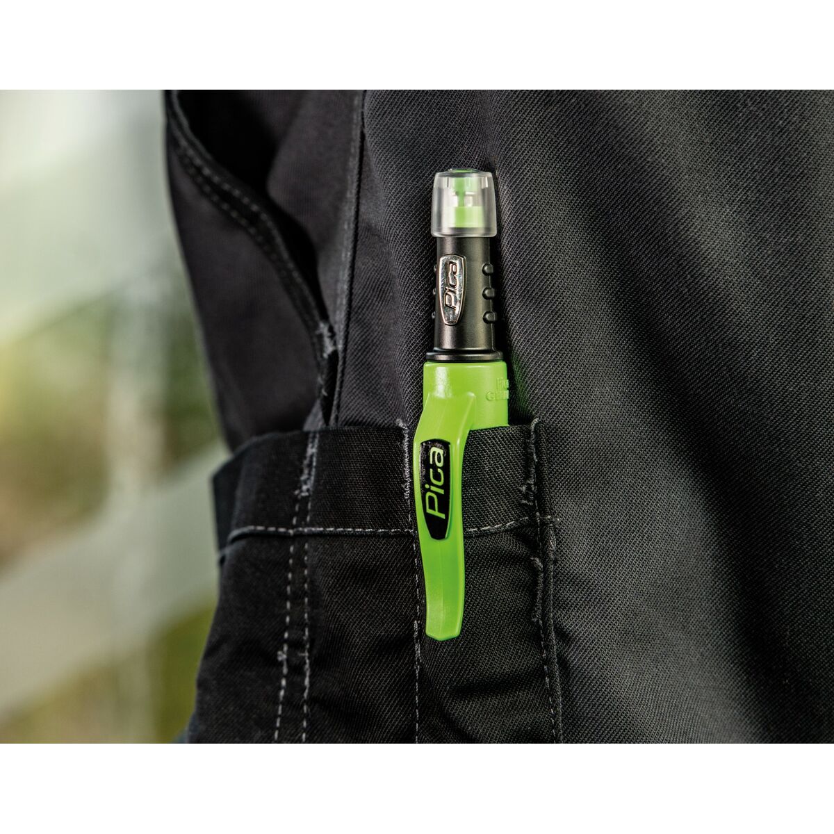 V3H8B415545FF59288B2929E3BED31C15C9R6621137P6