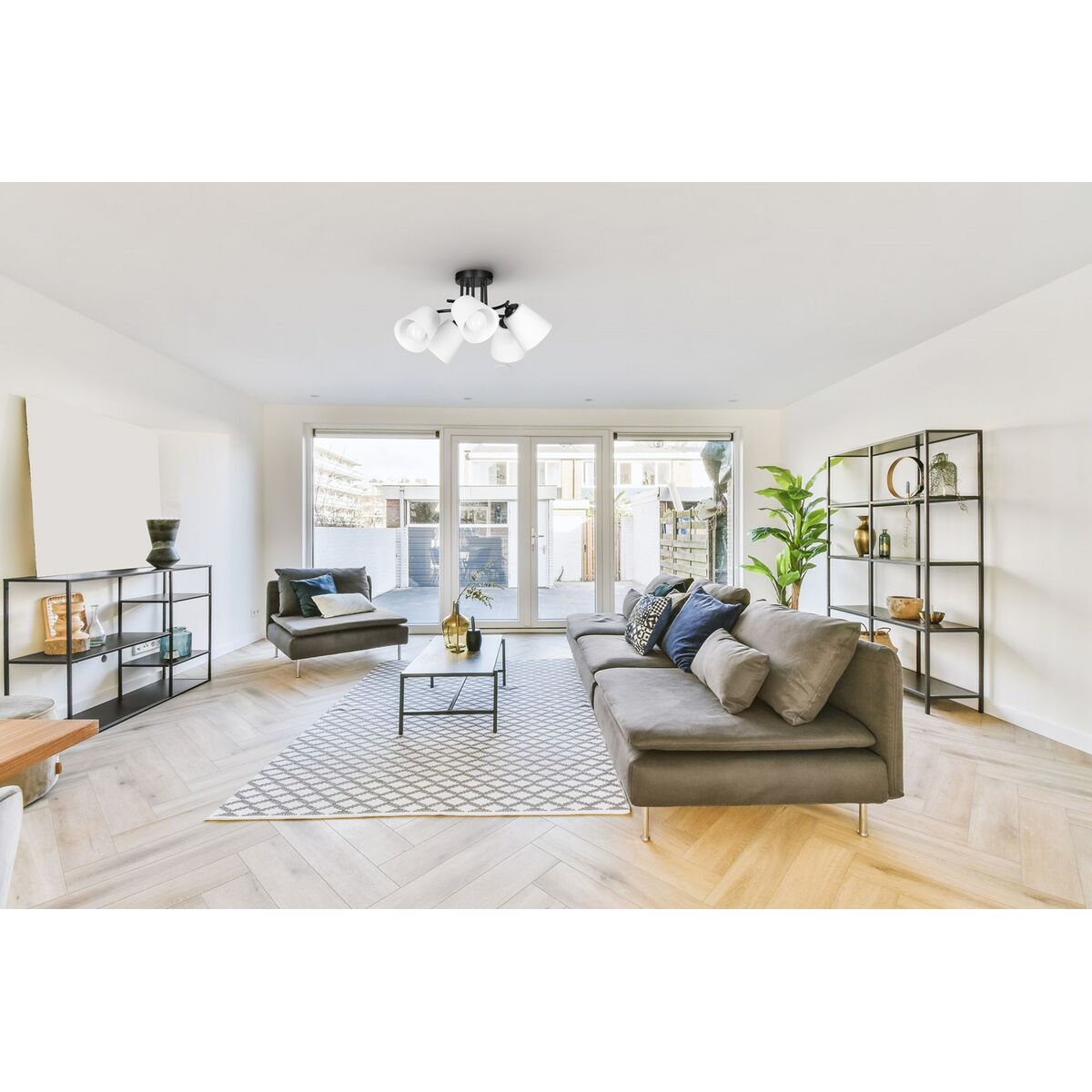 V4H354DBC0C6B24F316D3C4DBB0D67BA749R6339327P4