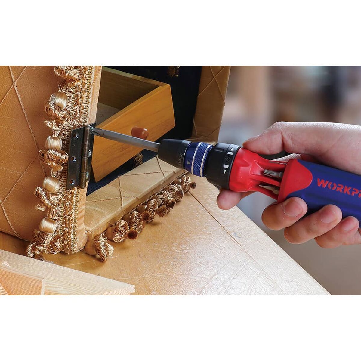 V2HD0B73CF049BA1CAC9366A7567F2B6297R7149576P3