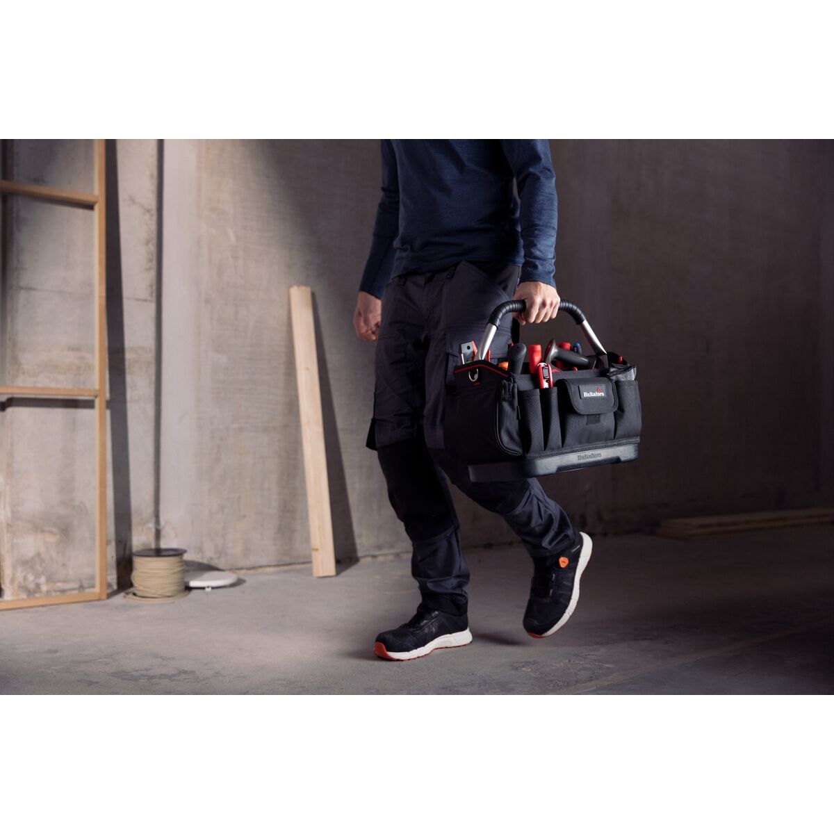 V2H12A476B3C03879F80048E22CD0D16D0FR7212255P9