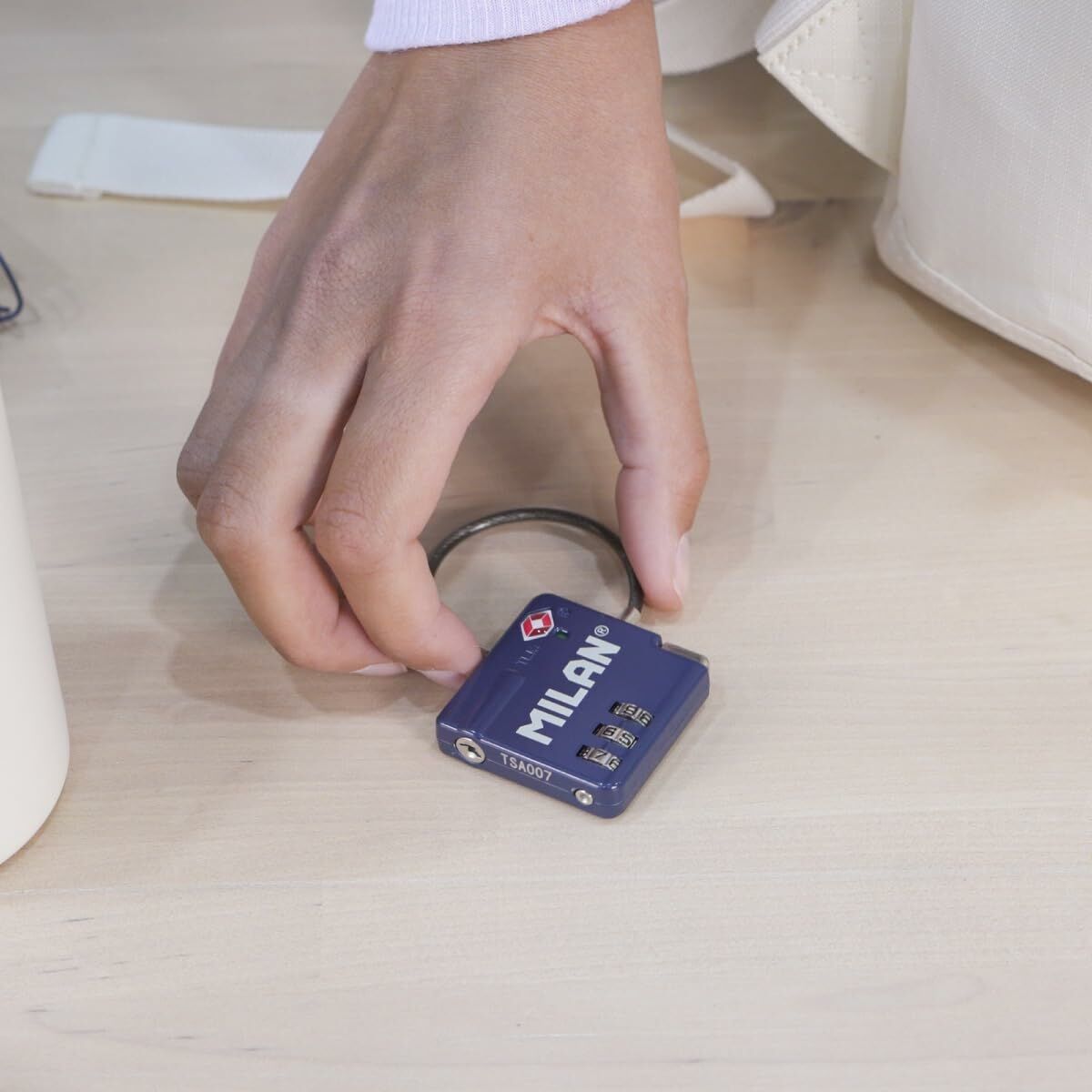 V3H60D8202CD745526C77E6BB57C39C8BB7R7131983P8