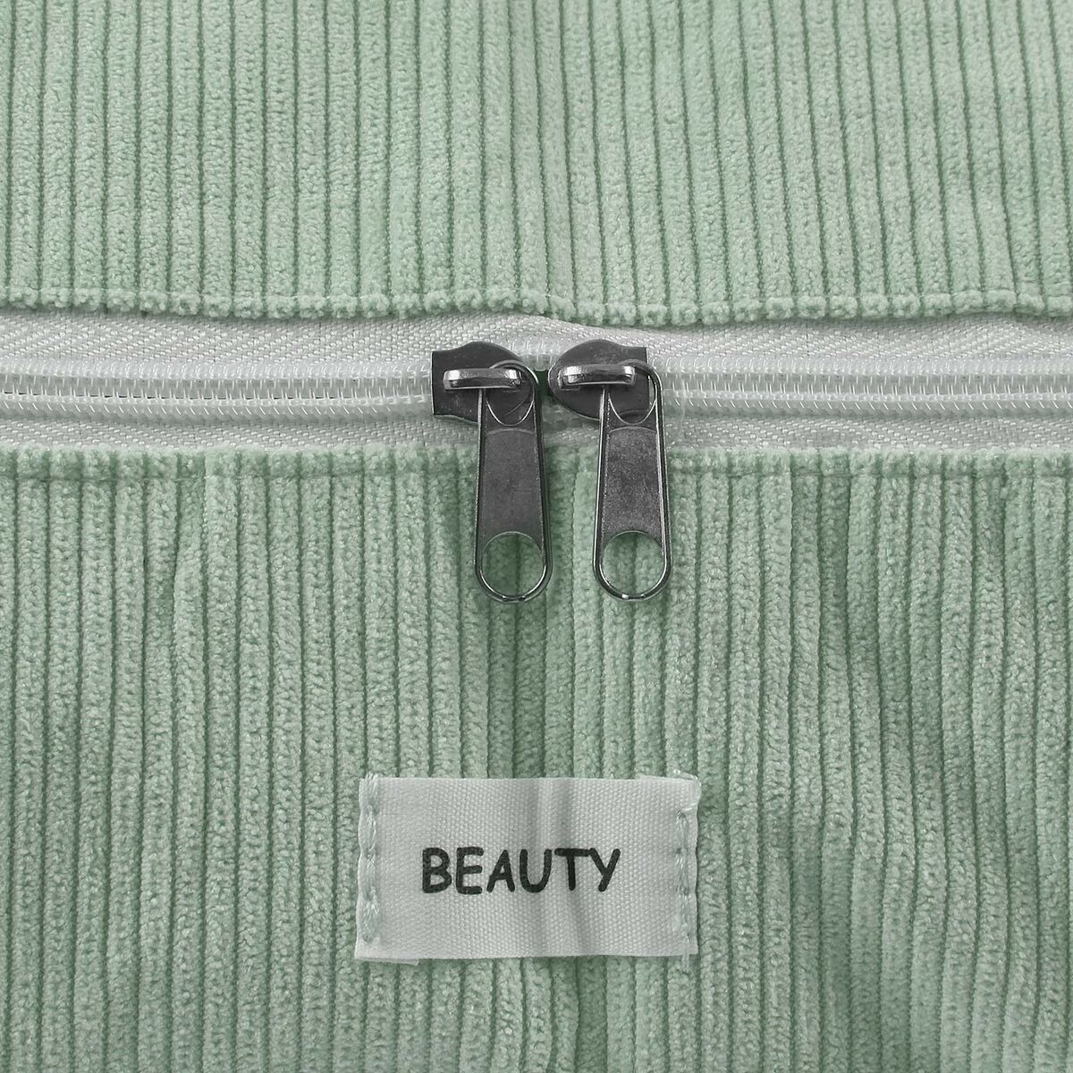 V3HB9E2178443BD83D02C39DF012703924ER4538502P2