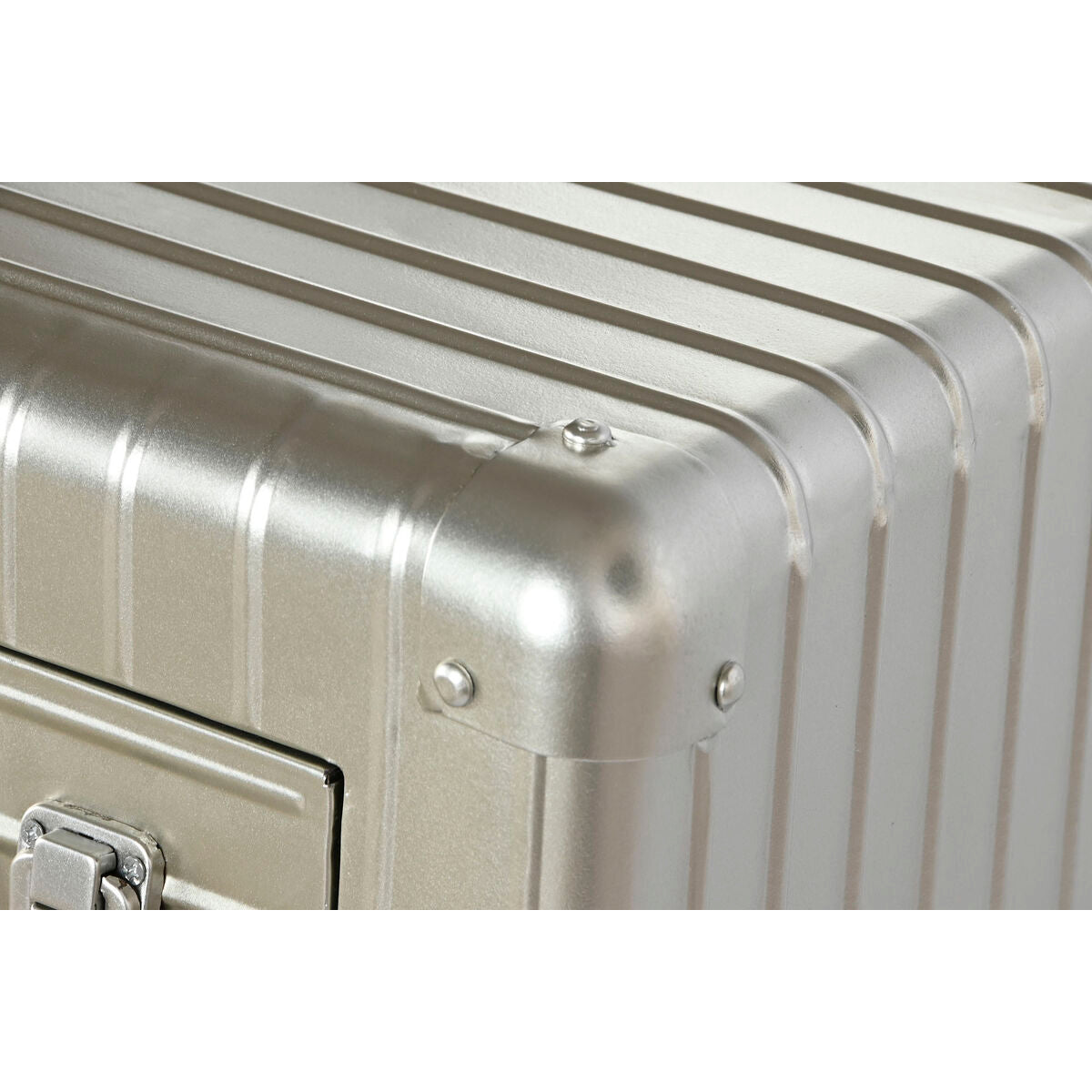 V6HD8C30B6232CEEDE323881778BC752C2CR6260743P3