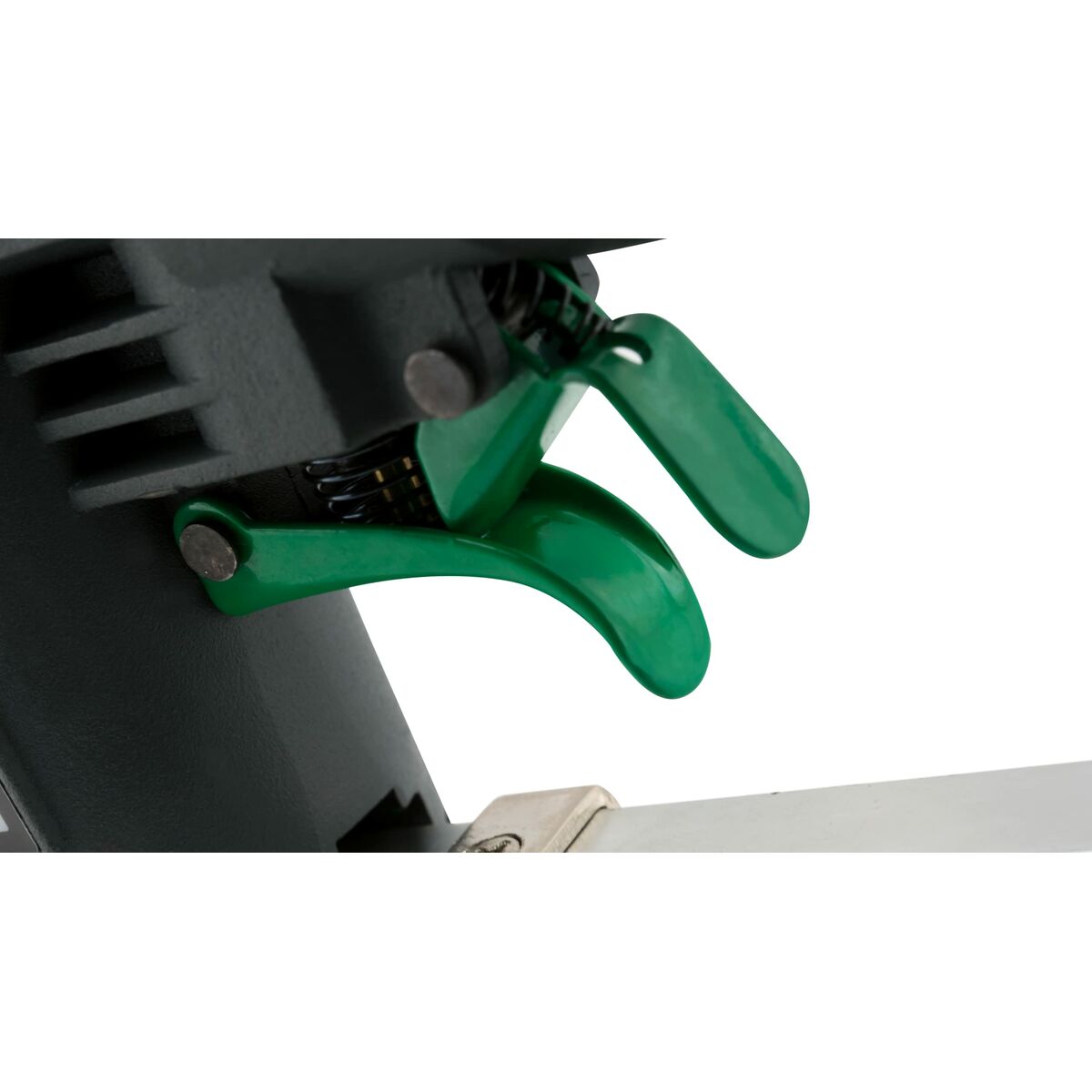 V2H96AC1AE8F0CCB1F1C8F7CAFF9052019BR6799800P9