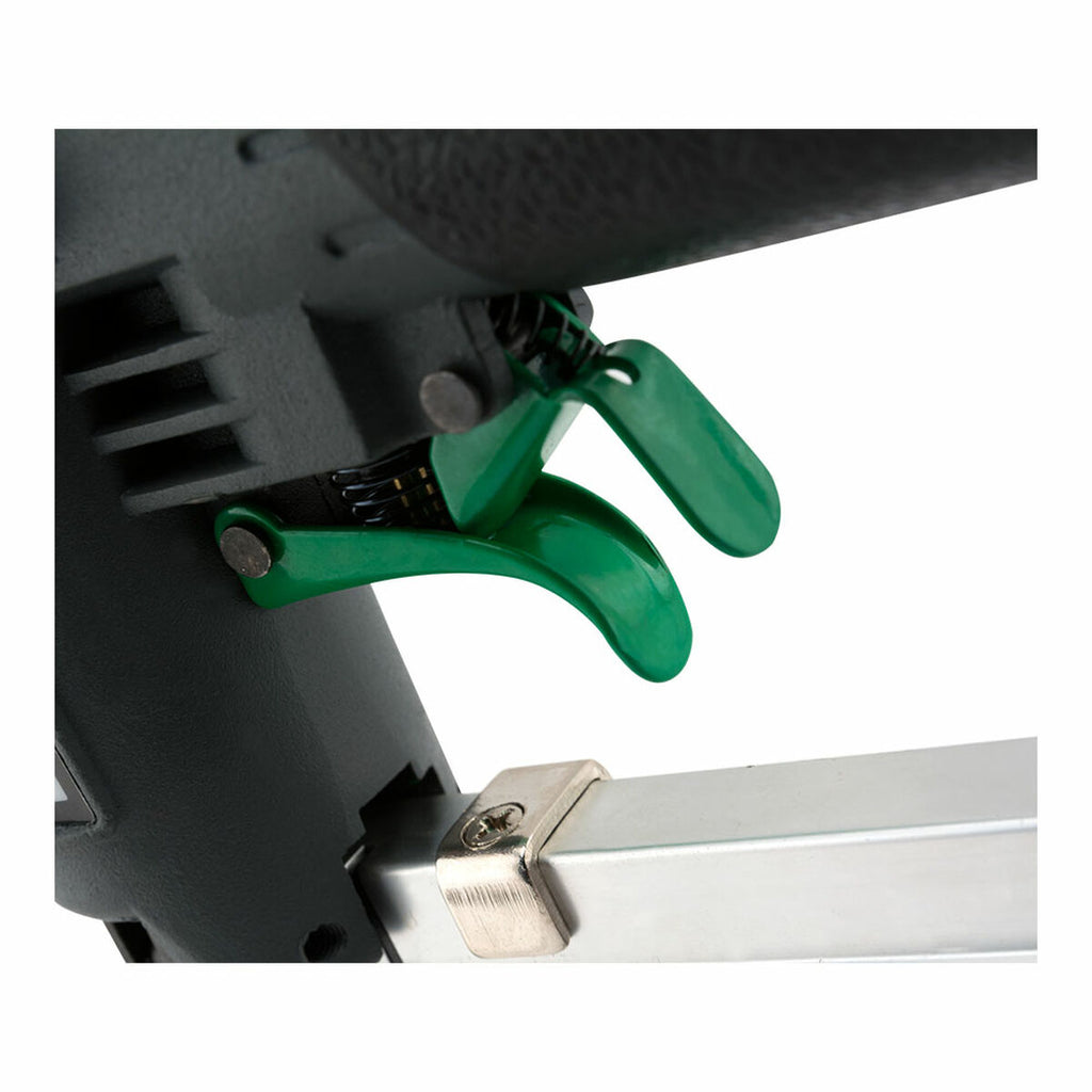 V2HF9DA038F4A205750E8034D3CE2B5E08DR6799785P5