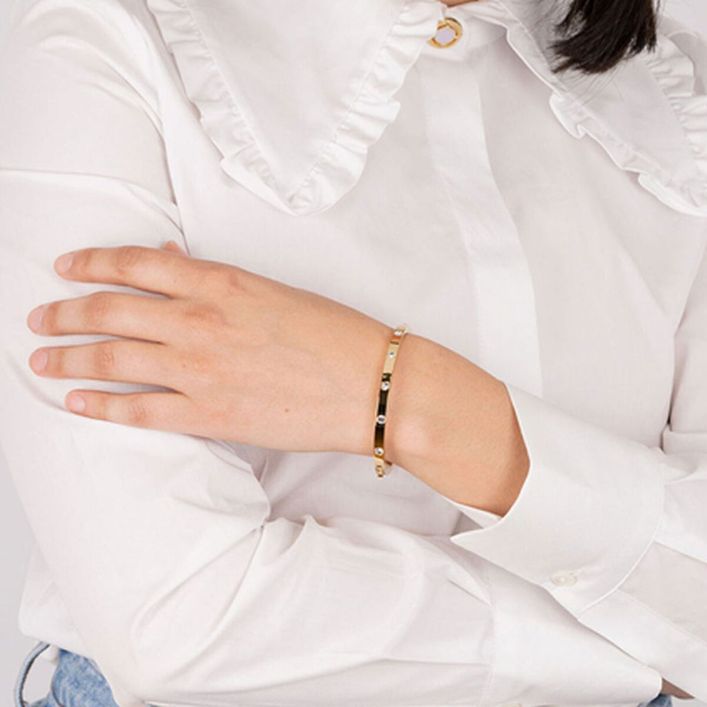 V6H926F3B81EA15006266BF80DE565B4649R3605146P2