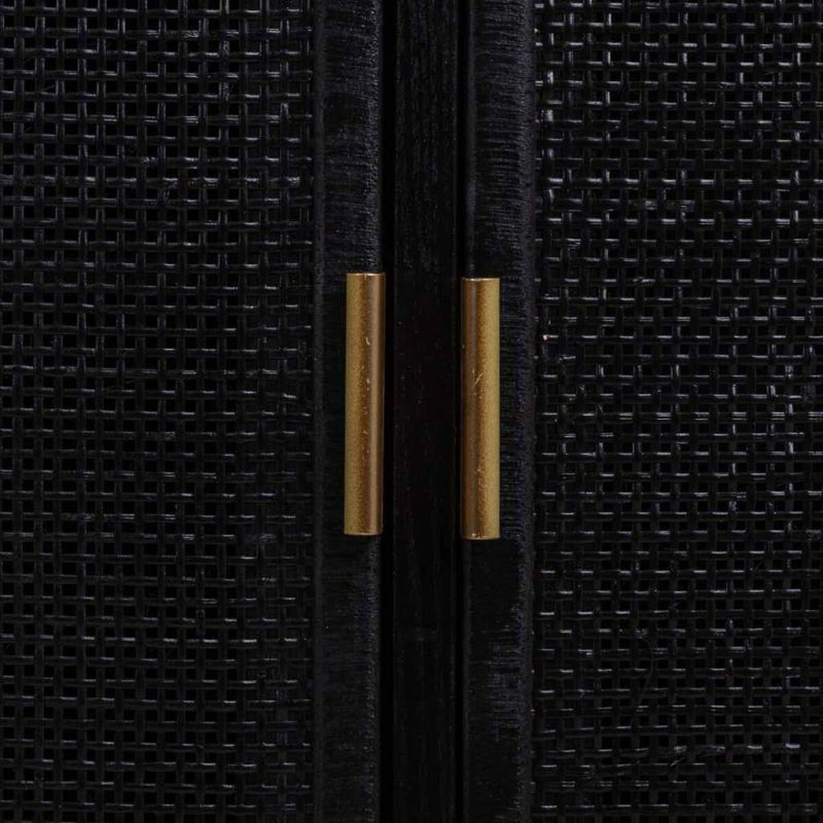 V6H202E6C305AC183EDA02C4C8318103665R6581712P8