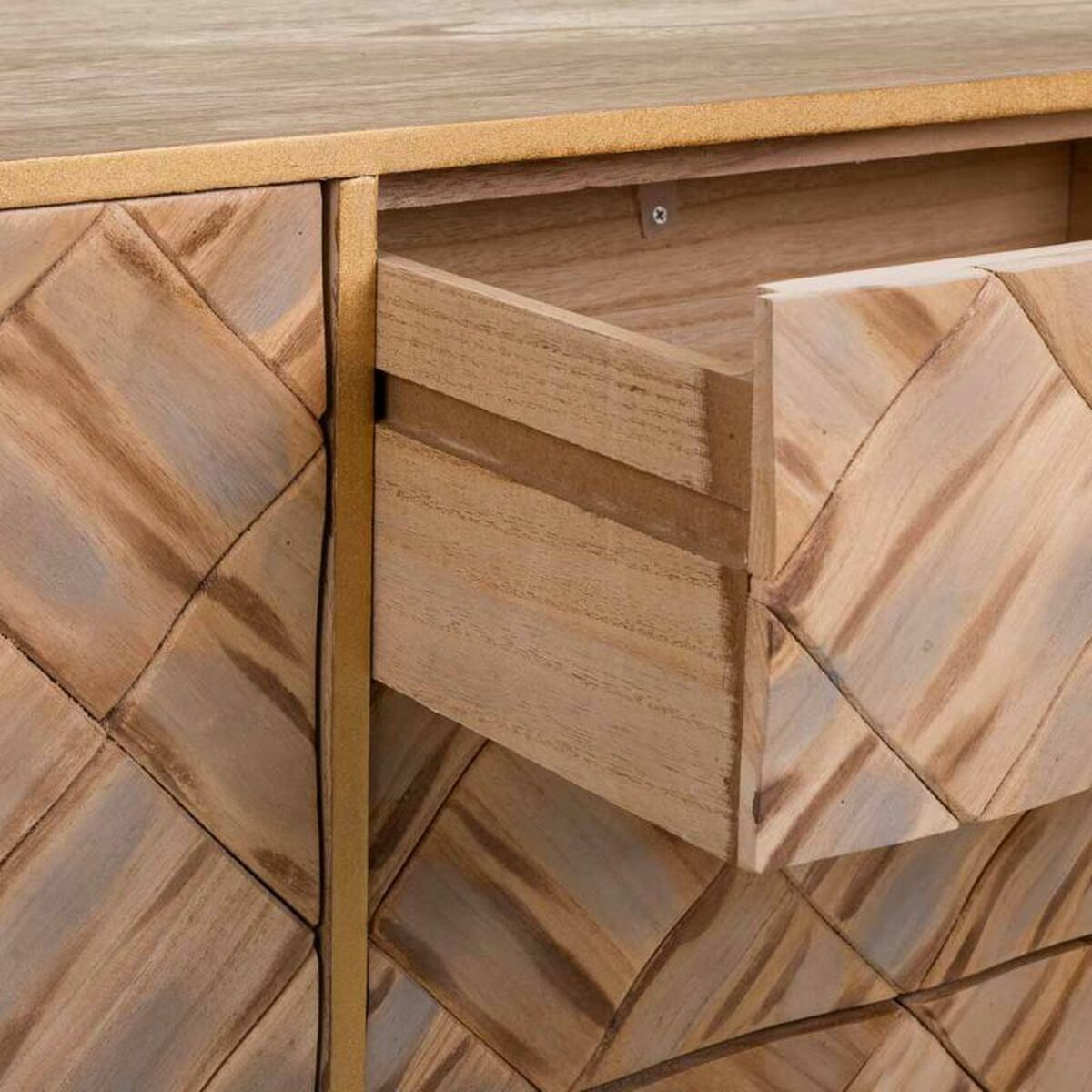 V6HFDBF1564B40C623480180540097F37B2R6581797P6