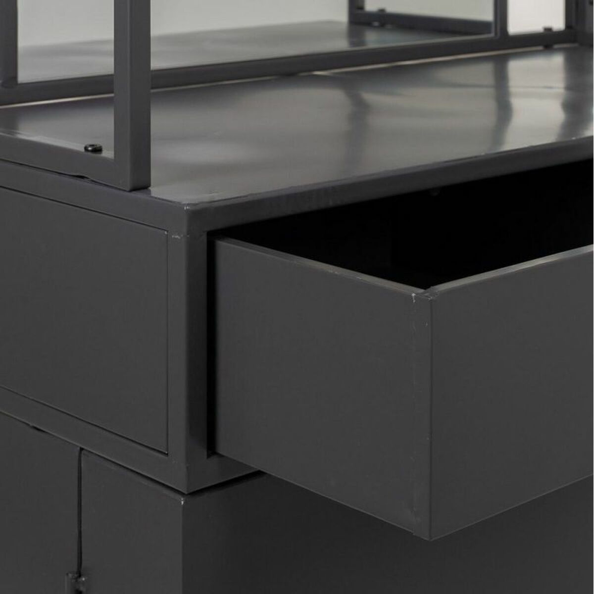 V5HB1ACC9B8EFBD9A55735C39764853FC0BR5253694P6