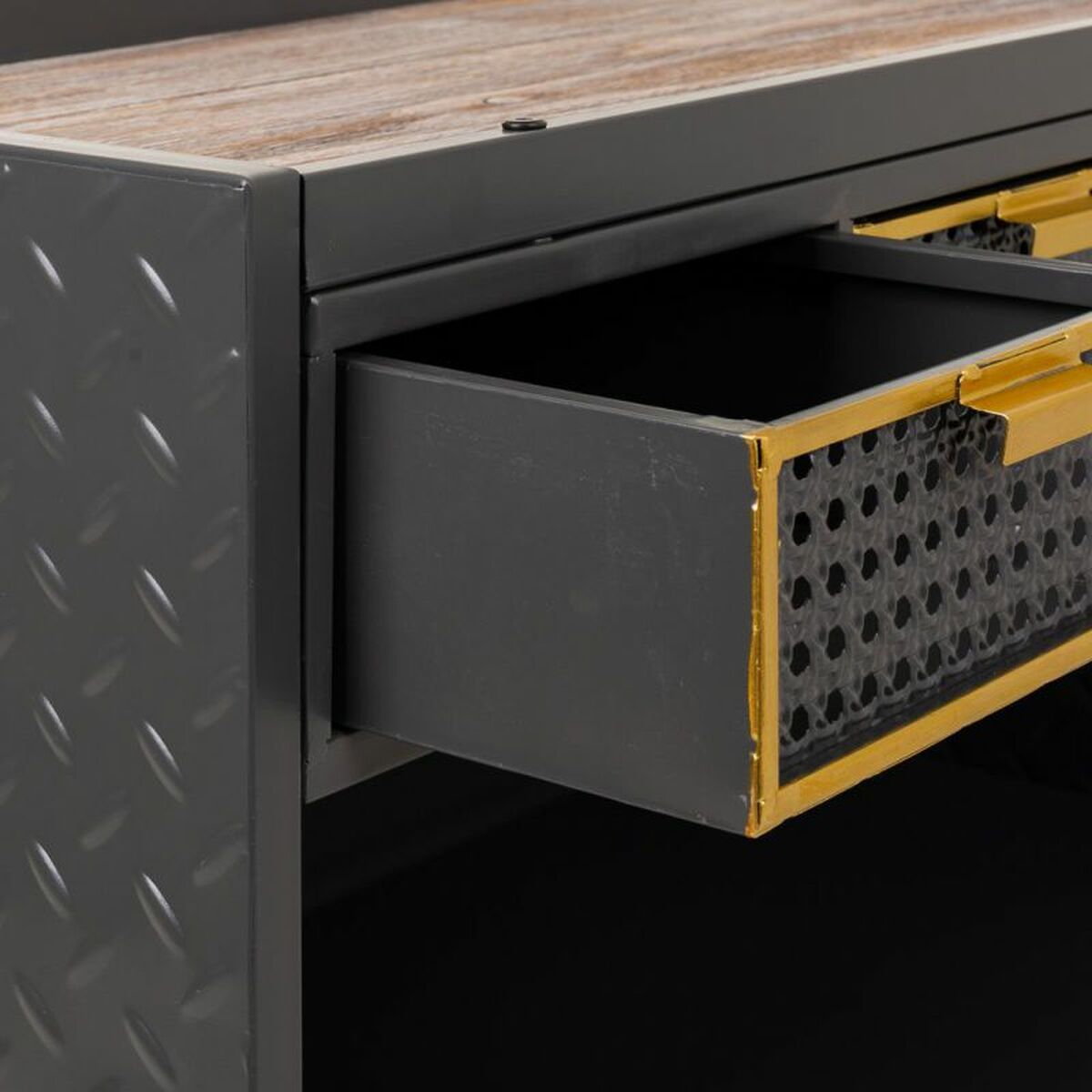 V7HD5AD47A2F53D9C2EB914DABBE91D60EFR6580094P7