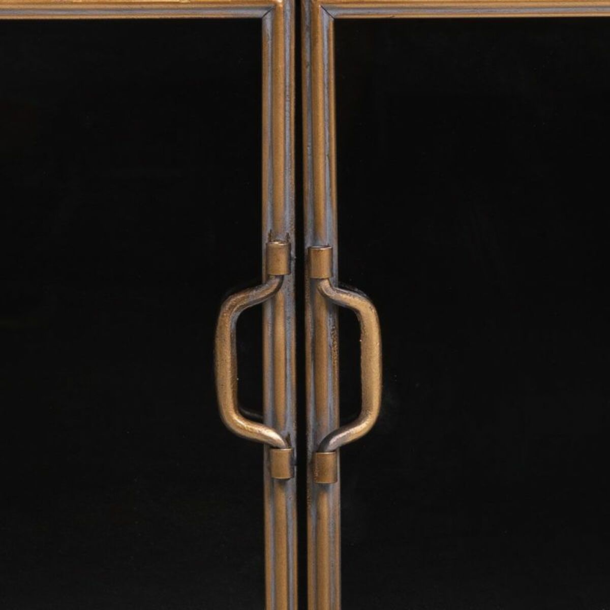 V6HC6D3DD69C8ECB171804211266BEB6F73R6581315P7