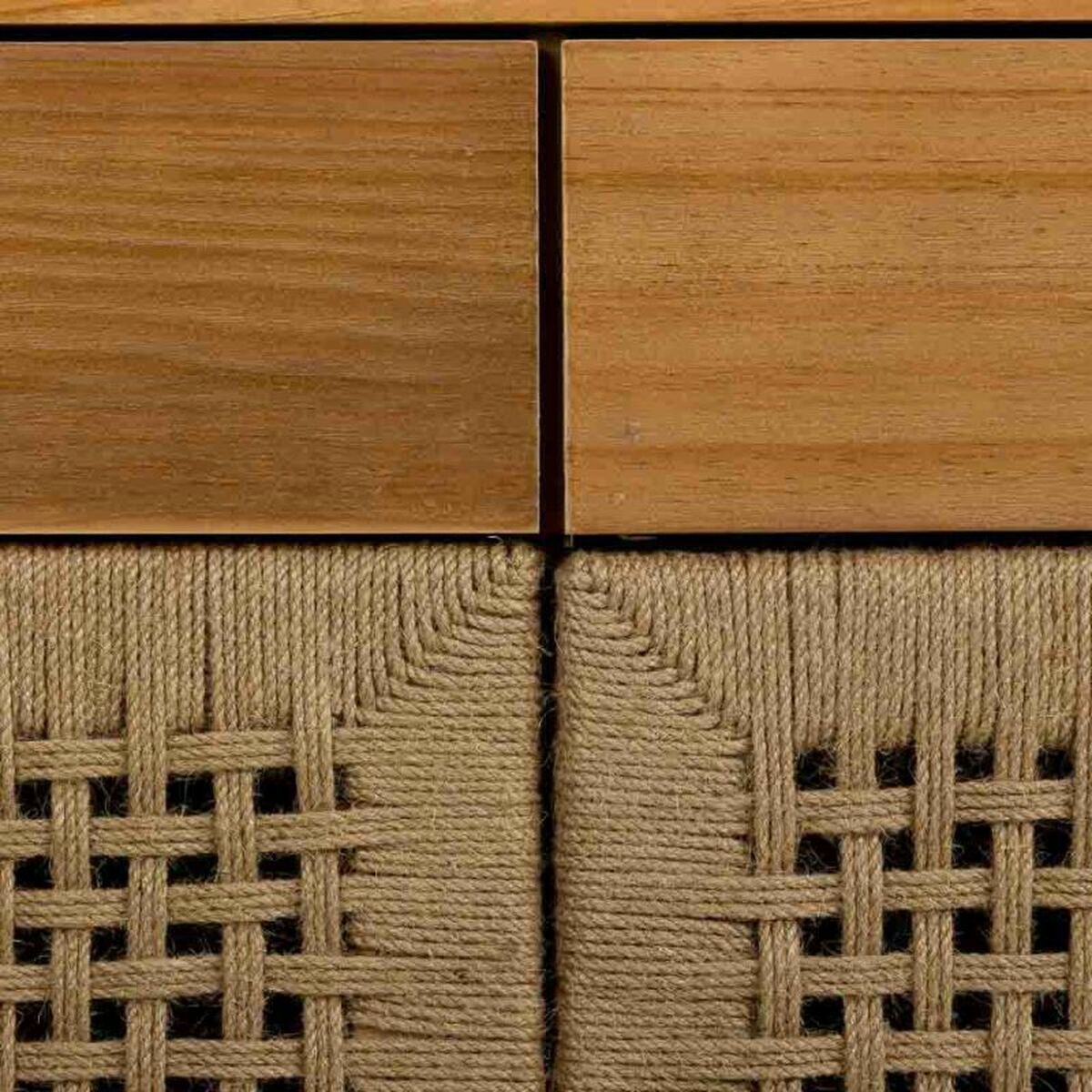 V7H31216F2673A58E873045925A01FC86F7R6564686P9