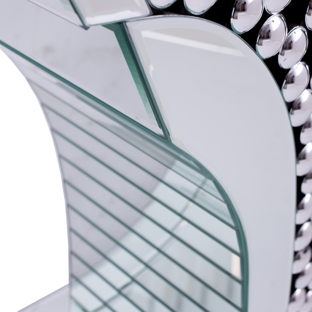 V4H1239B1D634BF9422B6A13128A2705452R5019546P6