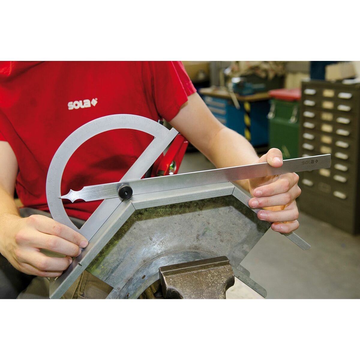 V2H5A274087DCC0B6ADC68033FD60F9B1CDR6975384P3