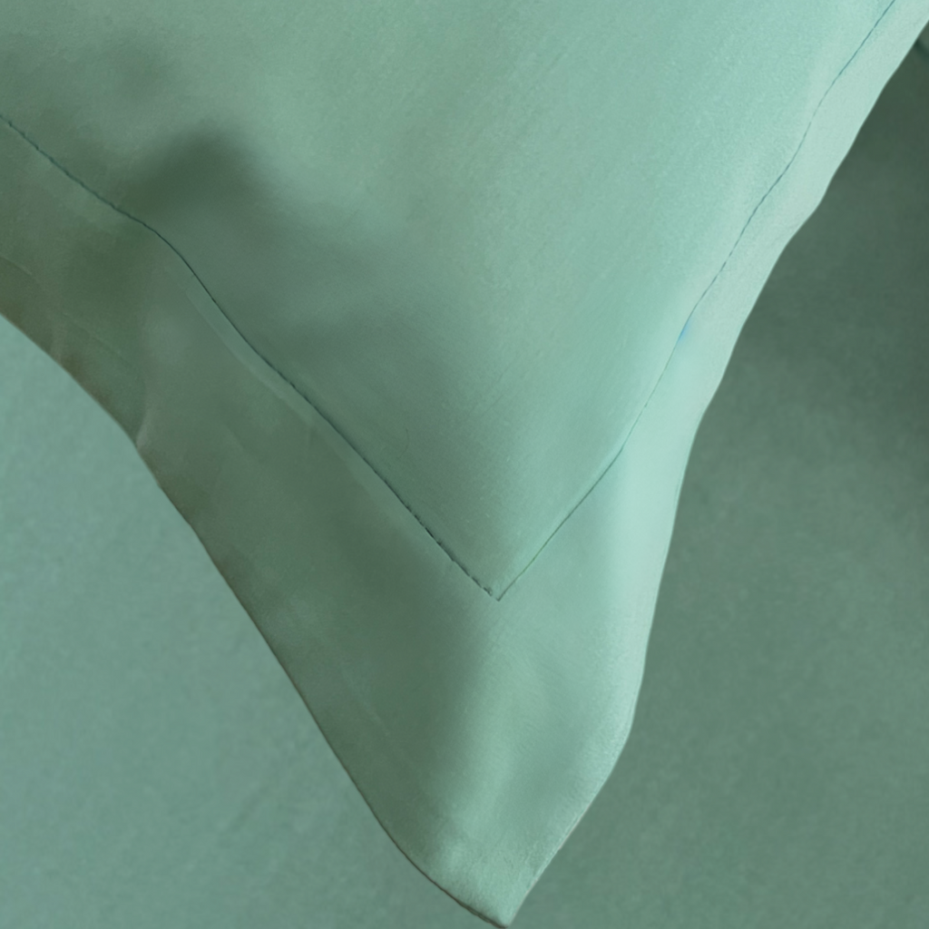 Charm Baumwolle Satin Kissenbezug – für Haus & Wohnen | Finole –…