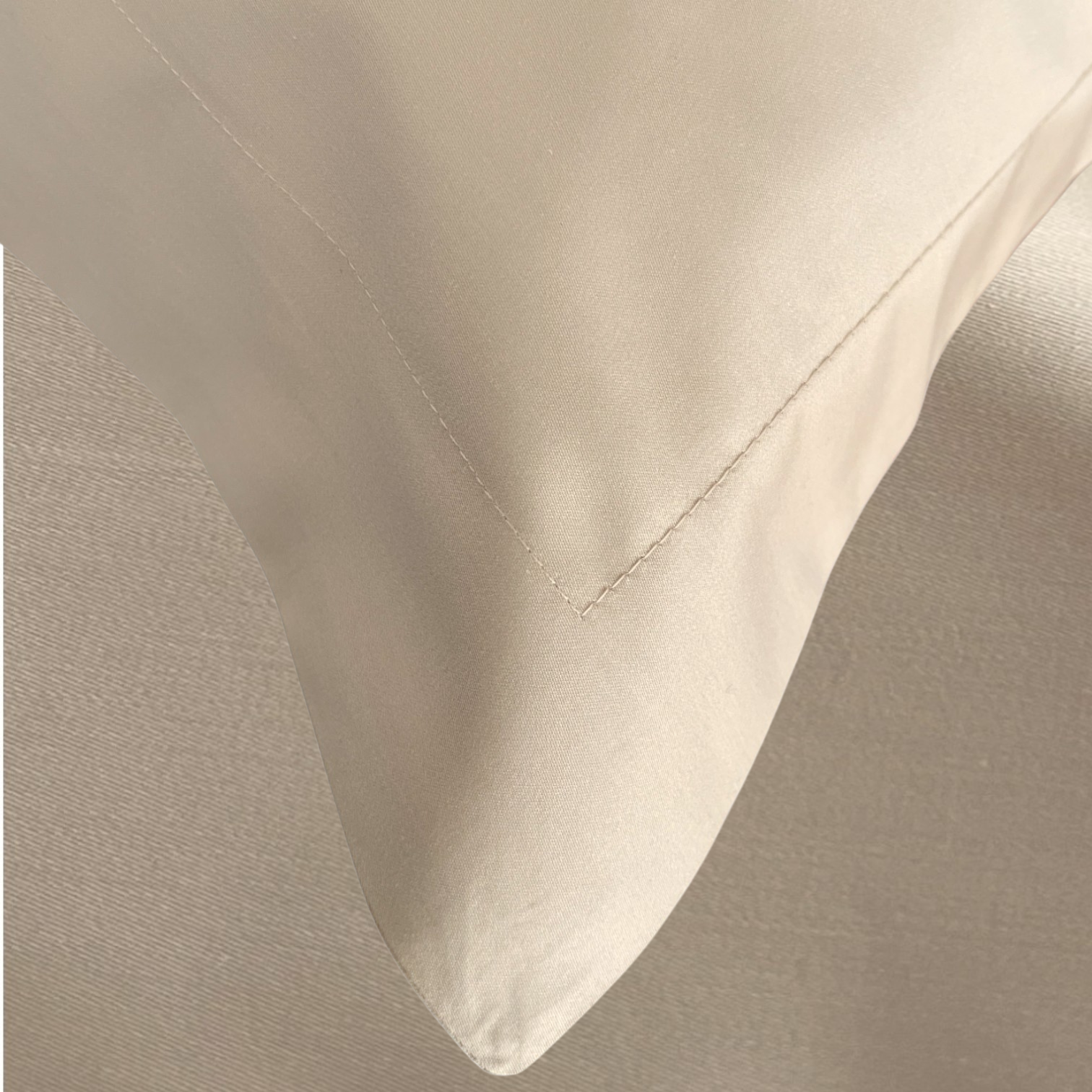 Charm Baumwolle Satin Kissenbezug – für Haus & Wohnen | Finole –…