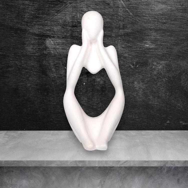 Einzigartige handgefertigte Skulptur – Symbol für Stärke und Schönheit