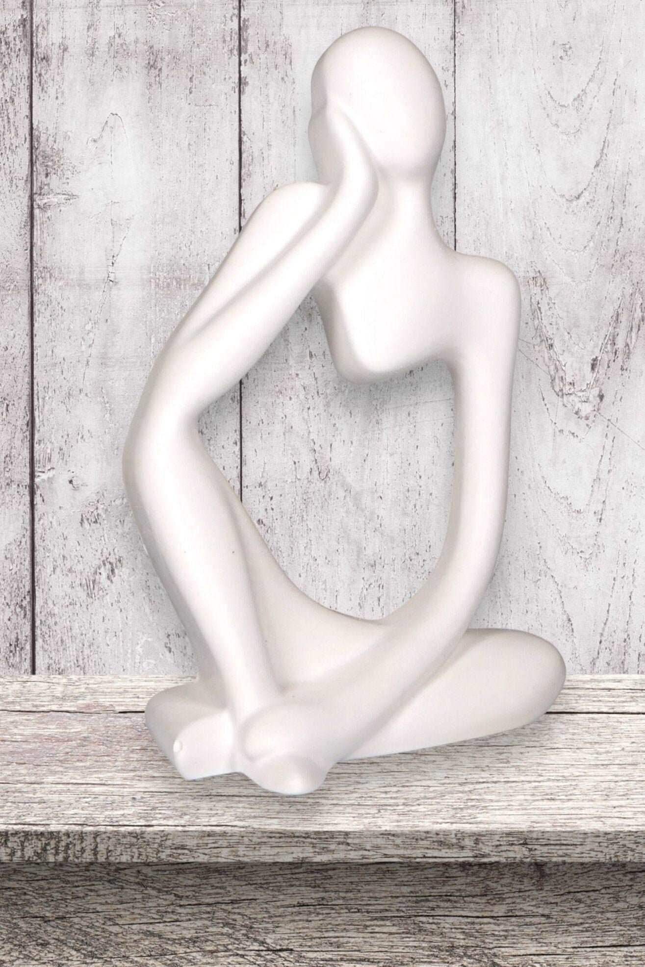 Elegante Figur einer Nachdenklichen Frau – Das Perfekte Geschenk für Besondere Frauen!